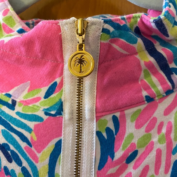 Lilly pulitzer palm reader 3/4 zip up popover size medium - Picture 9 of 11